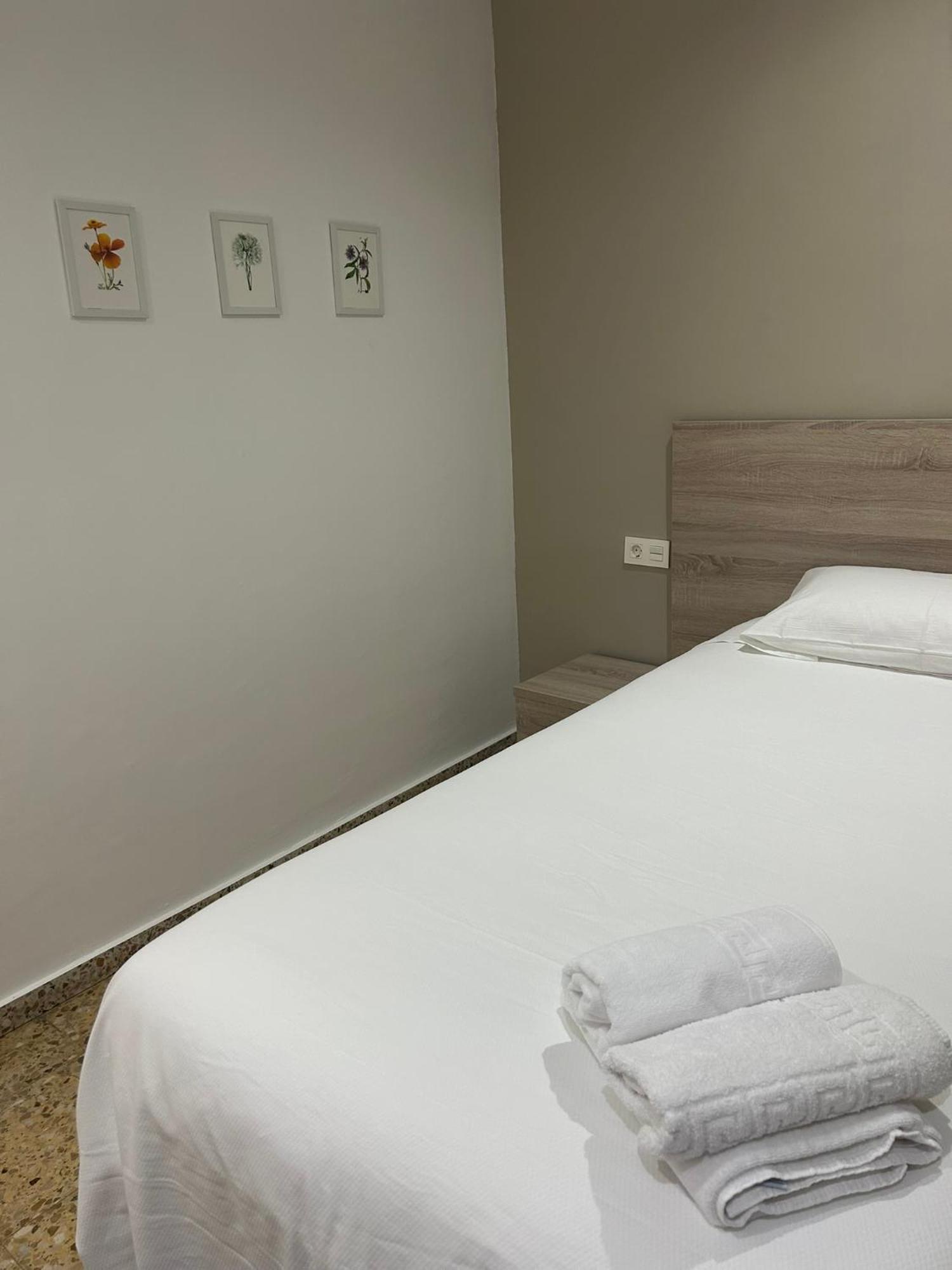 Pension Arnedo Exterior photo